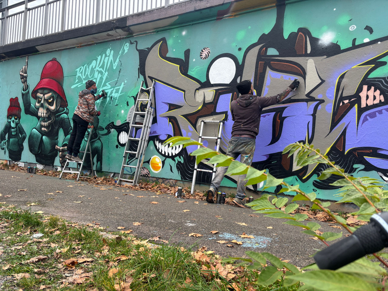 EASY & RUSL at work - Pic by Dingo © 2025