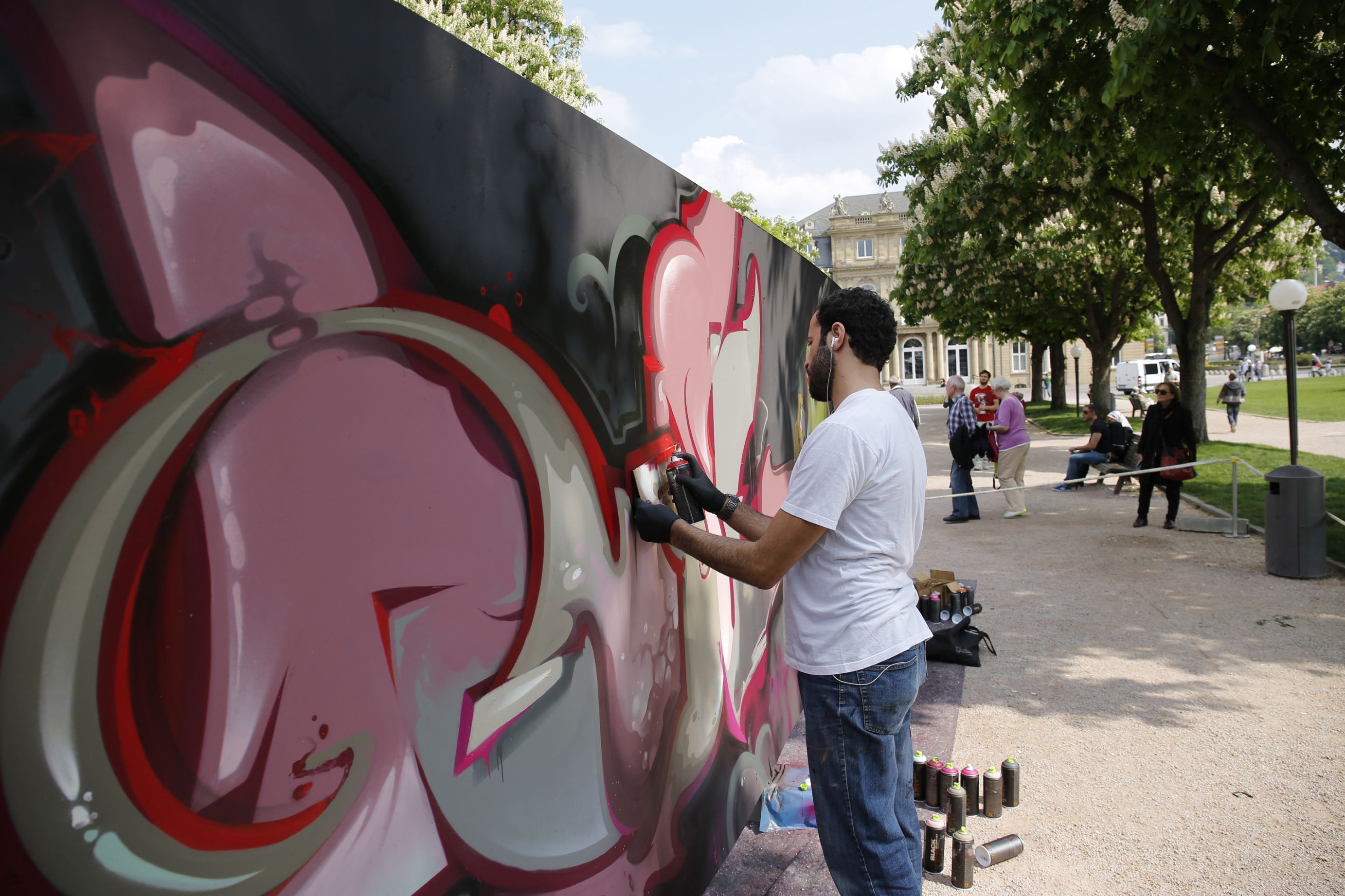 Rusl at work in Stuttgart-Schloßplatz © 2014